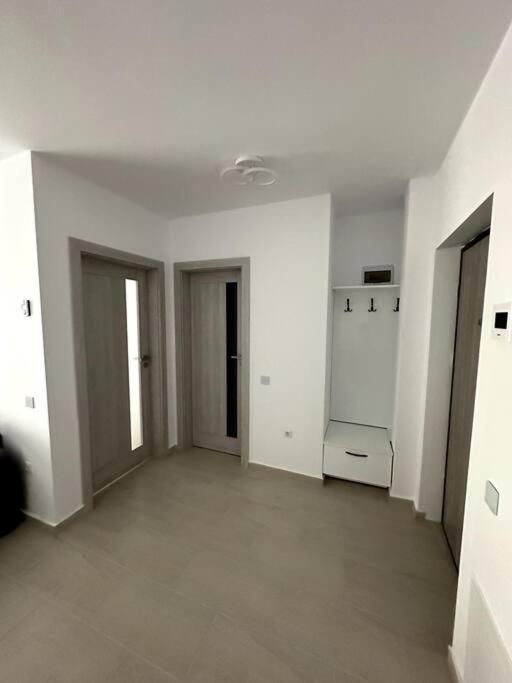 Central River Apartment Cluj-Napoca Exterior foto